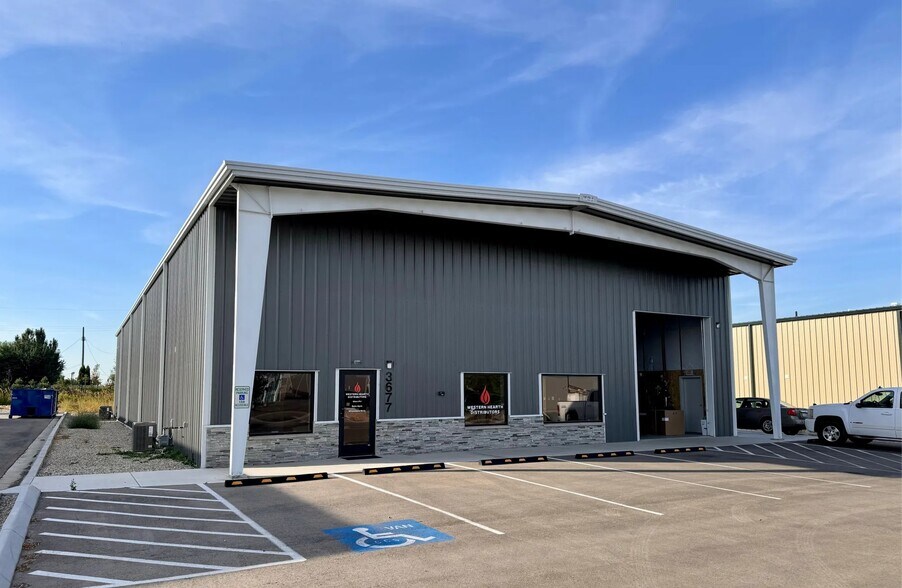 More Photos Of 3677 E Comstock ave, Nampa Industrial For Lease