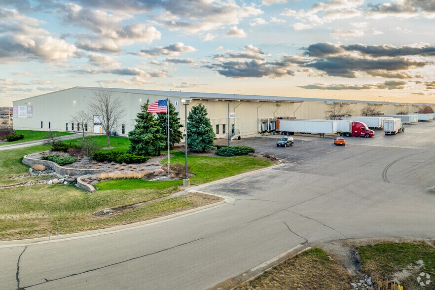 More Photos Of 3030 S Sylvania Ave, Sturtevant Unknown For Lease