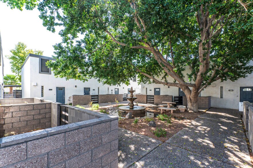 More Photos Of 7325 E Belleview St, Scottsdale Apartments For Sale