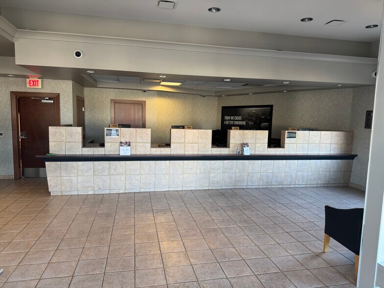 More Photos Of 1306 N Woodlawn St, Wichita Bank For Lease