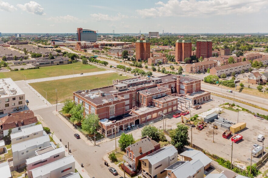 More Photos Of 950 Selden St, Detroit Schools For Lease