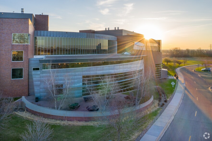 More Photos Of 3510 Hopkins Pl N, Oakdale Office For Lease