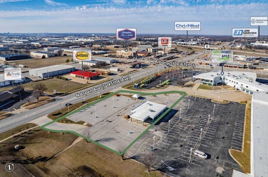 More Photos Of 2301 N Aspen Ave, Broken Arrow Freestanding For Lease