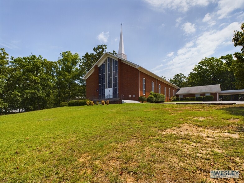 Primary Photo Of 2405 Bellemeade St, High Point Religious Facility For Sale