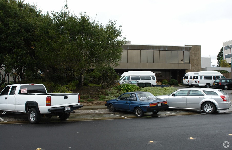 More Photos Of 323 89th St, Daly City Medical For Lease