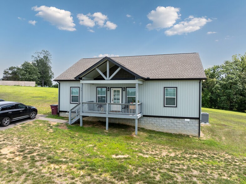 More Photos Of , Lafayette Specialty For Sale