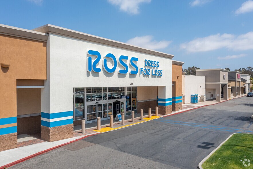 Primary Photo Of 302-362 W El Norte Pky, Escondido Unknown For Lease