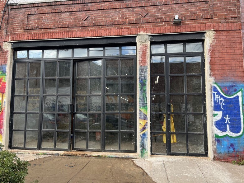 More Photos Of 333 Stagg St, Brooklyn Warehouse For Lease