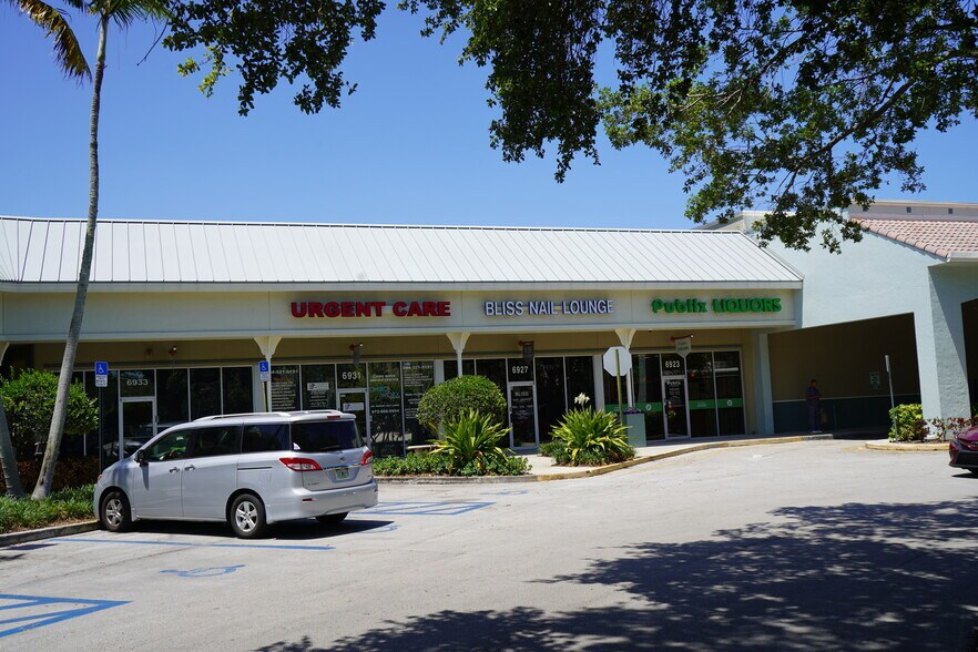 More Photos Of 6903-6989 W Broward Blvd, Plantation Freestanding For Lease