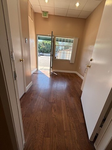 More Photos Of 14918 Burbank Blvd, Sherman Oaks Storefront For Lease