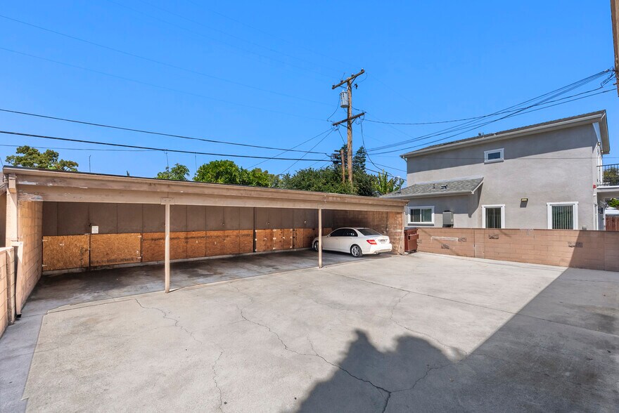 More Photos Of 337 W Acacia Ave, Glendale Apartments For Sale