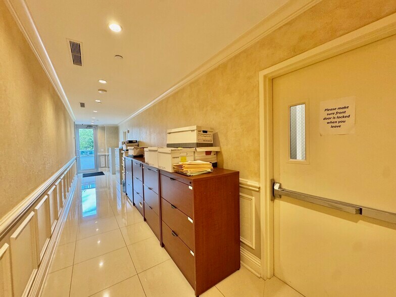 More Photos Of 215-15 Northern Blvd, Bayside Storefront Retail Office For Sale