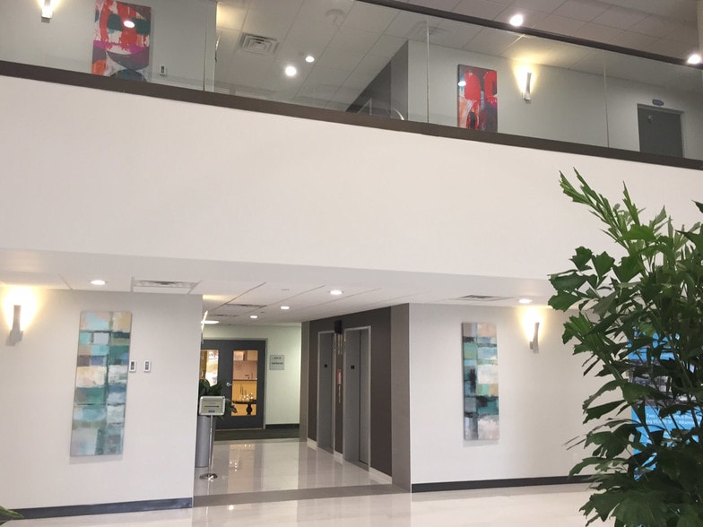 More Photos Of 237 S Westmonte Dr, Altamonte Springs Office For Lease