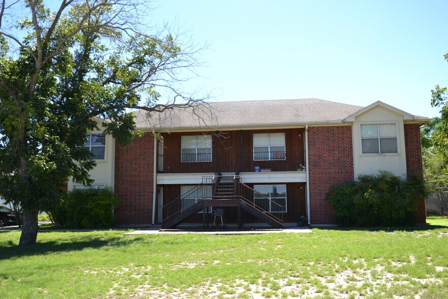 Primary Photo Of 100 Shady River Dr, Junction Apartments For Sale