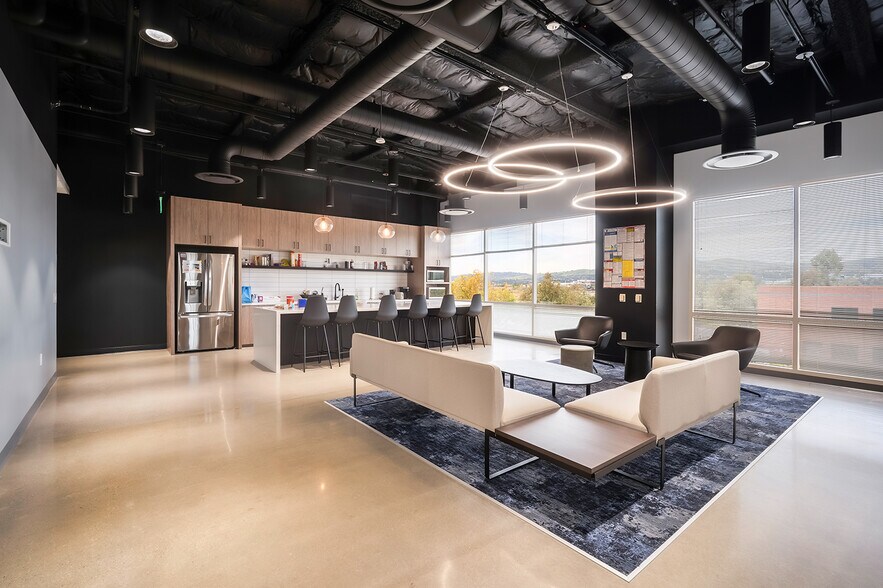 More Photos Of 675 Placentia Ave, Brea Office For Sale