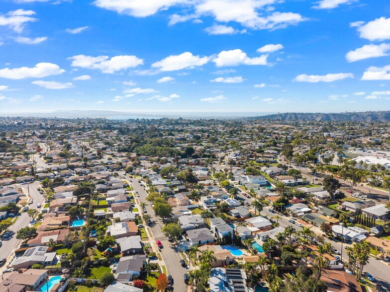 More Photos Of 4286 Samoset Ave, San Diego Multifamily For Sale