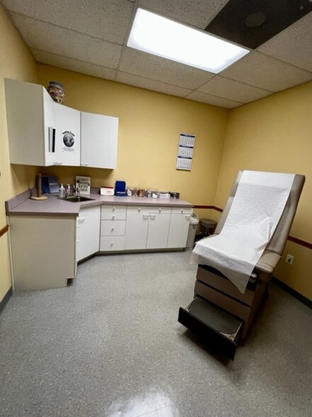 More Photos Of 2130 Highway 35, Sea Girt Medical For Sale