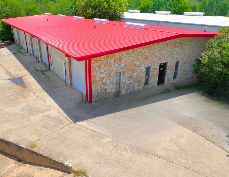 Primary Photo Of 1511 Brandi Ln, Round Rock Warehouse For Lease