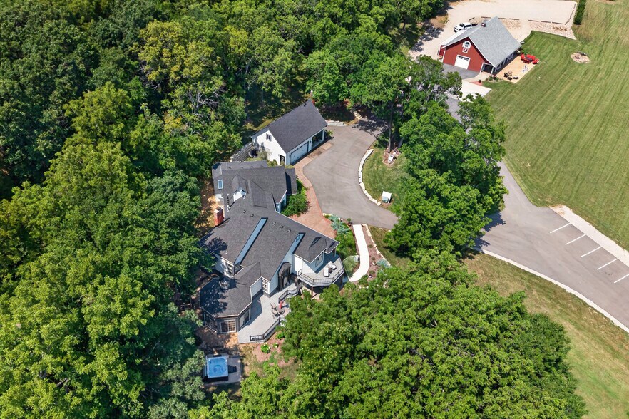 More Photos Of 1558 N 600 Rd, Baldwin City Specialty For Sale