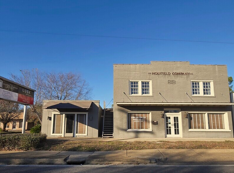 Primary Photo Of 2108 Airport Blvd, Mobile Office For Sale