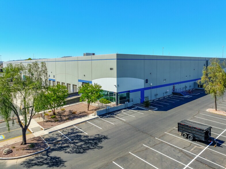 More Photos Of 601 S 54th St, Chandler Warehouse For Lease