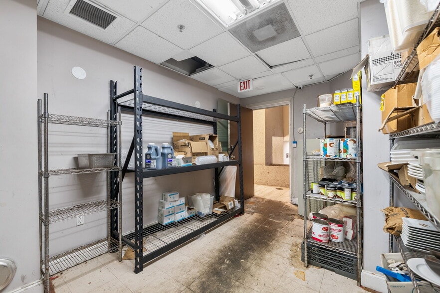 More Photos Of 1103-1111 E Las Olas Blvd, Fort Lauderdale Freestanding For Lease