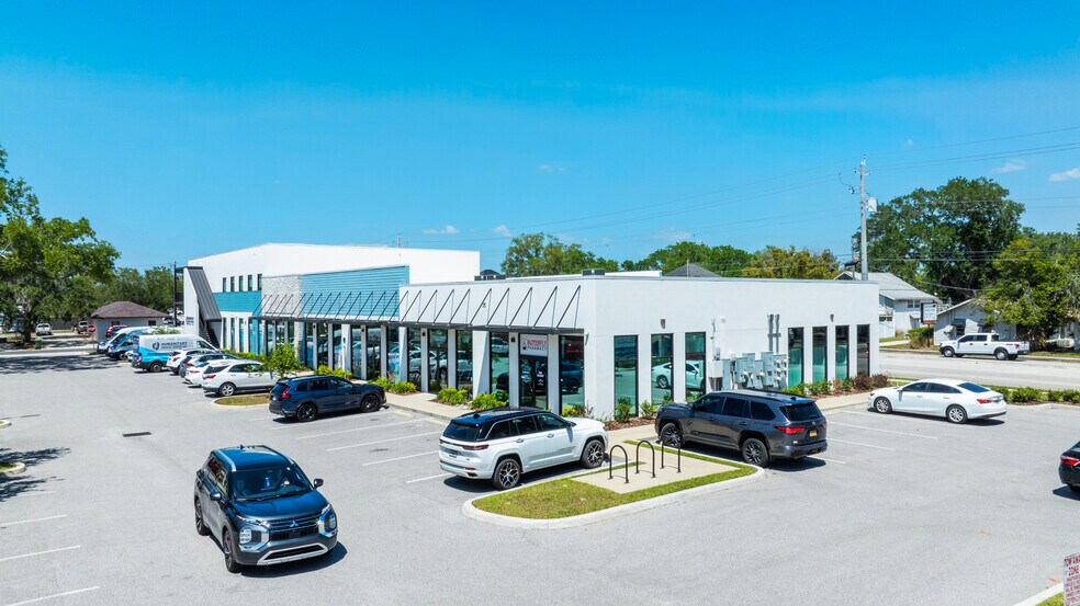 More Photos Of 205 1st St S, Winter Haven Office For Sale