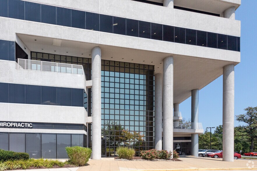 More Photos Of 12011 Lee Jackson Memorial Hwy, Fairfax Medical For Lease