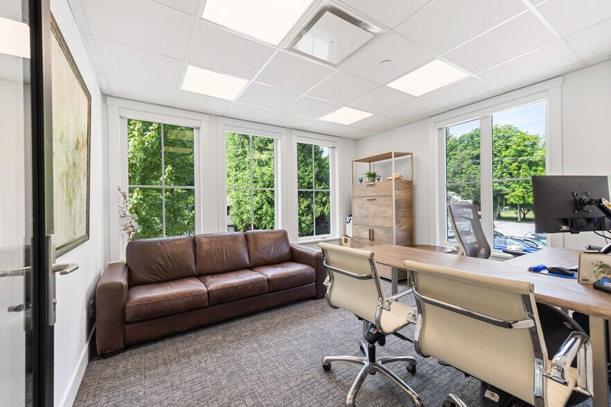 More Photos Of 23189 Francis Ave, Langley Office For Sale