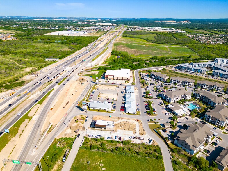 More Photos Of 7323 N Loop 1604 E, San Antonio Office For Sale