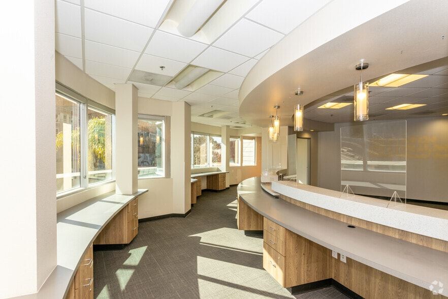 More Photos Of 488 E Valley Pky, Escondido Medical For Lease