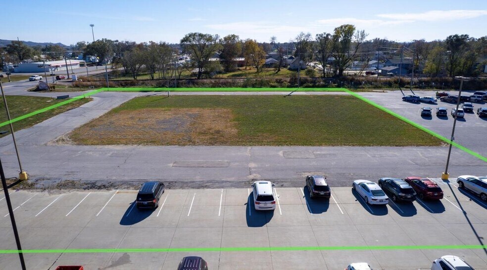 More Photos Of 1702 N 16th St, Council Bluffs Land For Sale