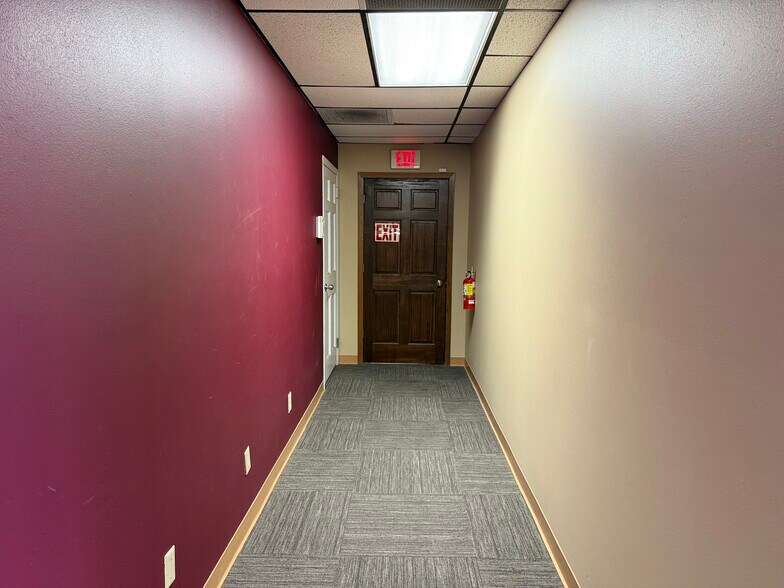 More Photos Of 6514 Odana Rd, Madison Freestanding For Lease