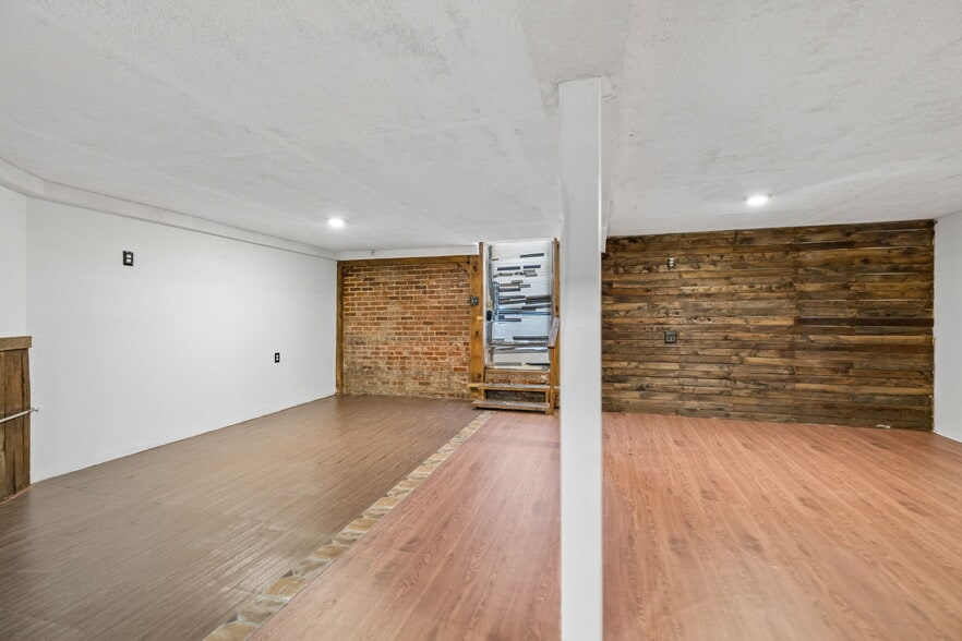 More Photos Of 270 Central Ave, Cleveland Storefront Retail Residential For Sale