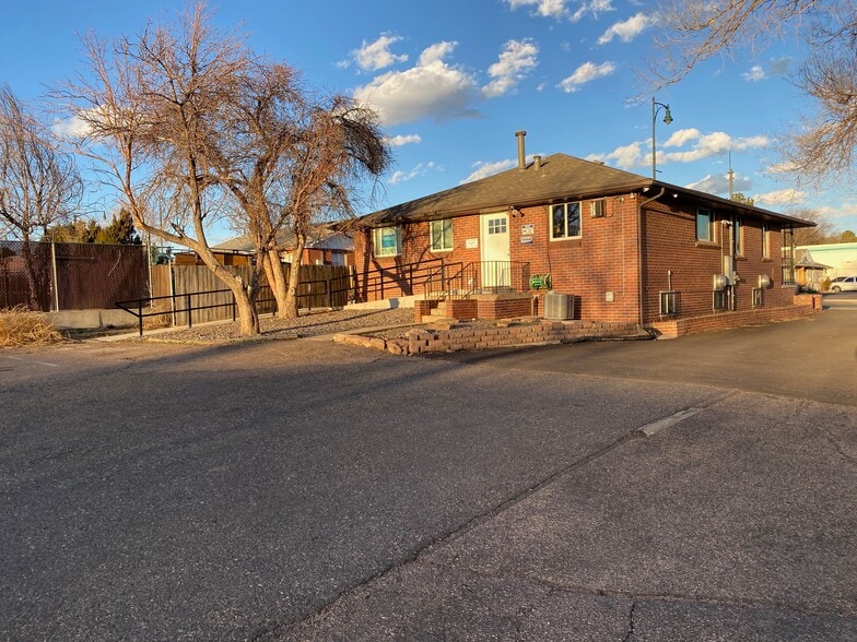 More Photos Of 7145 Lowell Blvd, Westminster Office For Lease