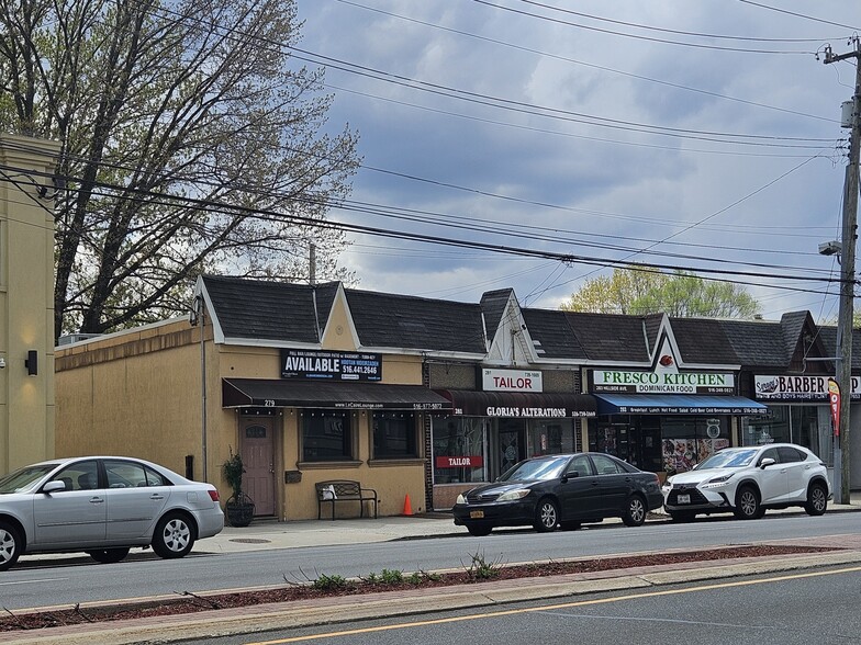 More Photos Of 279 Hillside Ave, Williston Park Bar For Sale