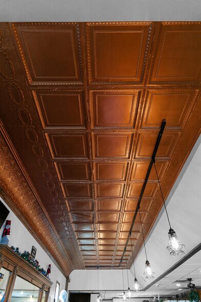 More Photos Of 1027 S Main St, Oshkosh Restaurant For Sale