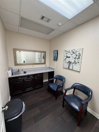 More Photos Of , Beaumont Office For Sale