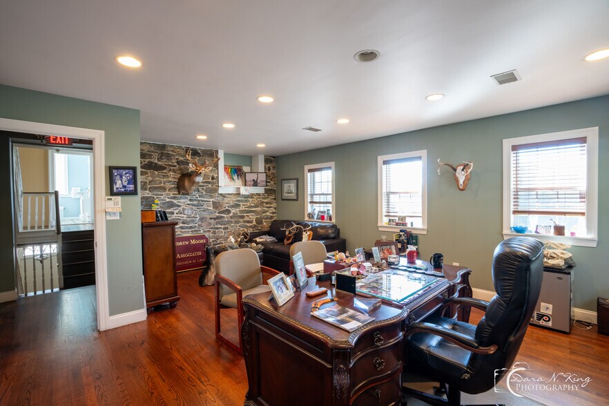 More Photos Of 1132 Old York Rd, Abington Office For Sale