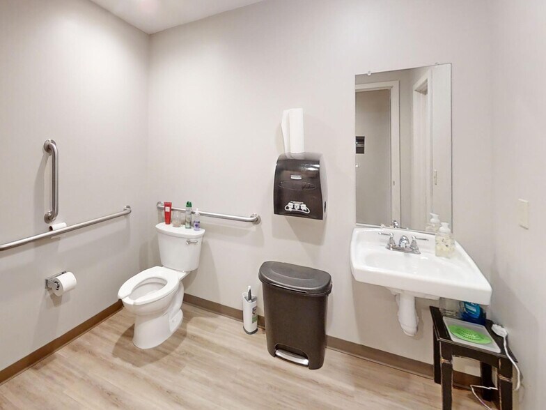 More Photos Of 3250 W Lake Rd, Erie Office For Sale