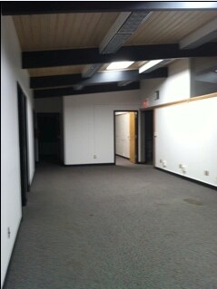 More Photos Of 6830 W Villard Ave, Milwaukee Office For Sale