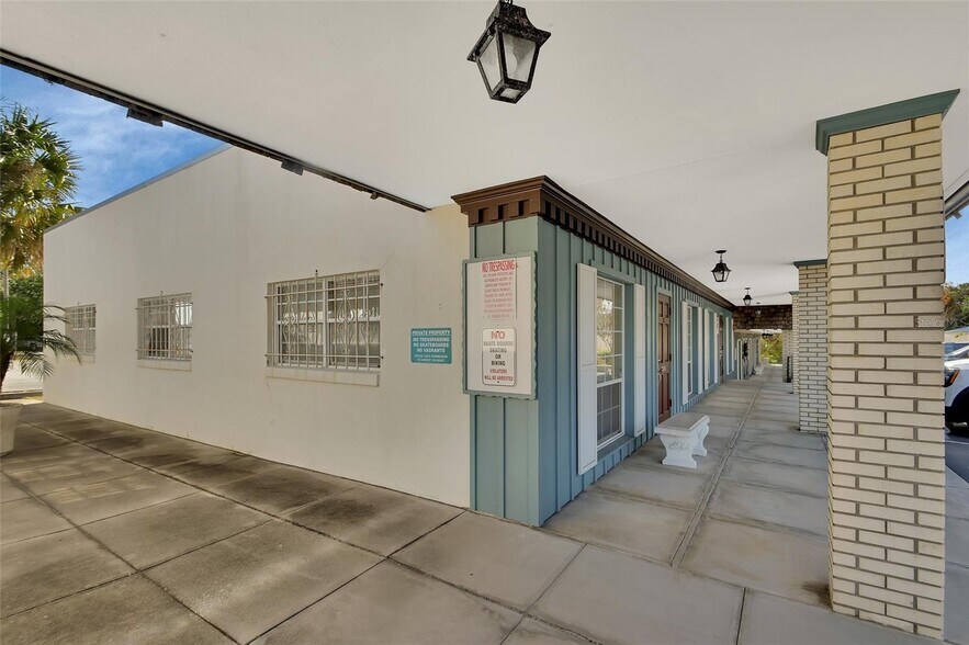 More Photos Of 212 E New York Ave, Deland Office Residential For Sale