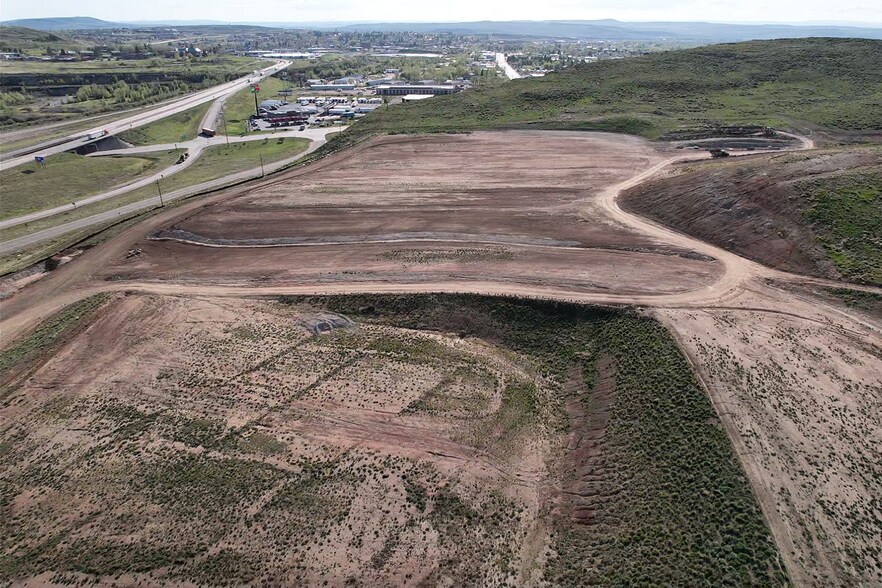 More Photos Of NWC East Service Rd @ Sage Industrial Rd, Evanston Specialty For Sale