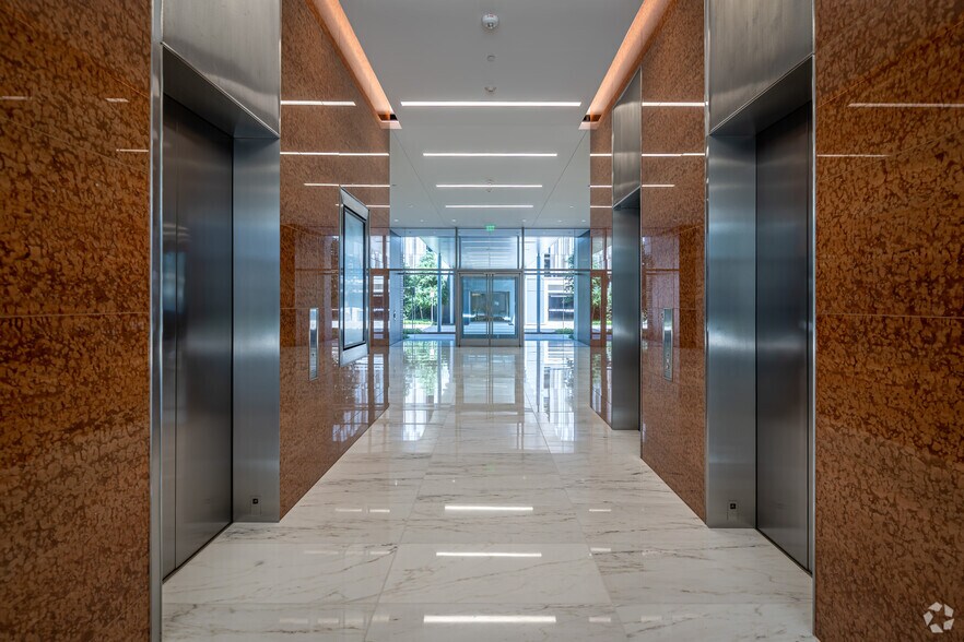 More Photos Of 1701 City Plaza Dr, Spring Unknown For Lease