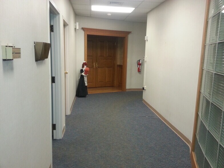 More Photos Of 360 New Haven Ave, Milford Light Distribution For Lease