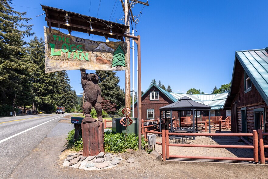 More Photos Of 1258 Highway 141, White Salmon Hospitality For Sale