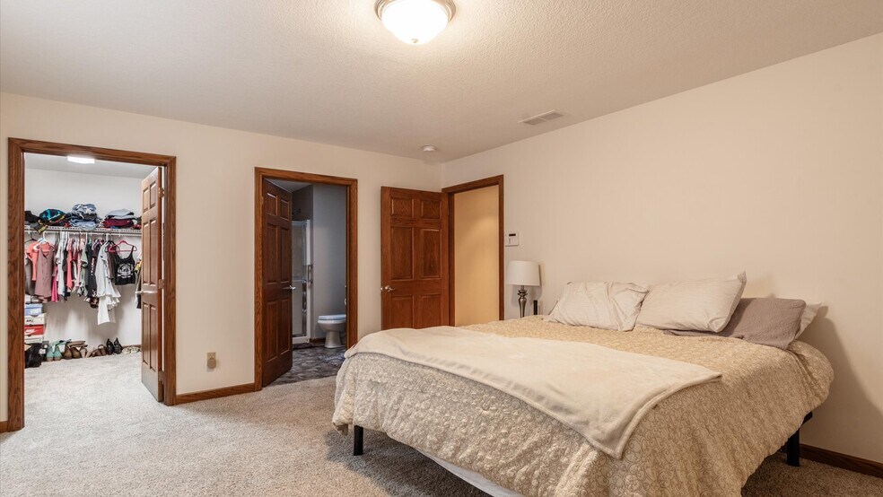 More Photos Of , Newark Multifamily For Sale