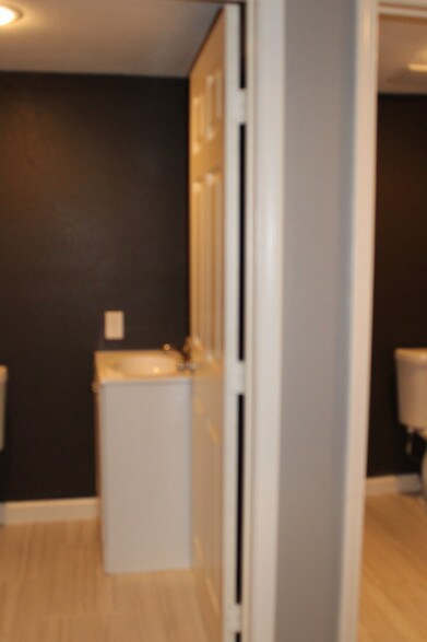 More Photos Of 2424 Southmore Blvd, Houston Medical For Lease