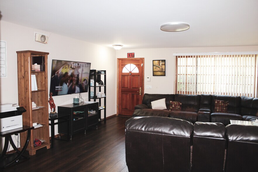 More Photos Of 16210 Halsey St, Granada Hills Healthcare For Sale