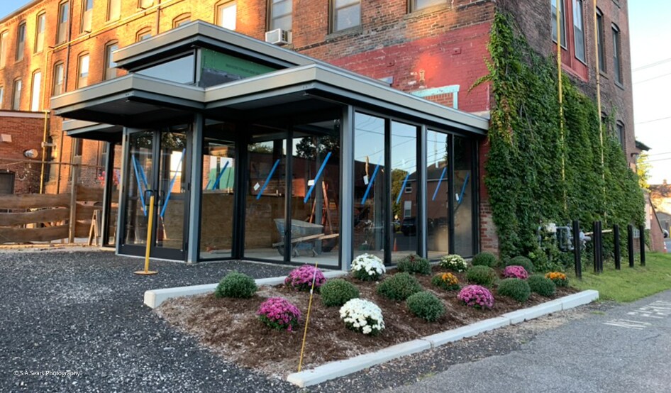 More Photos Of 63 Flansburg Ave, Dalton Flex For Sale